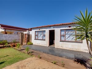 2 Bed House in Dobsonville