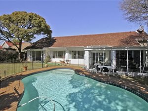 4 Bed House in Dewetshof
