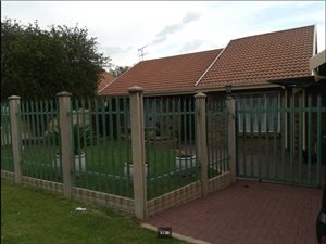 3 Bed House in Visagie Park