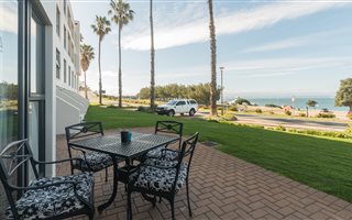 2 Bedroom Apartment in Santos Bay