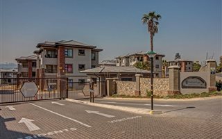 2 Bedroom Apartment in Victory Park