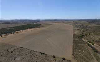 236 ha Farm in Stilbaai