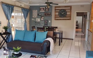 6 Bedroom House in Atlasville