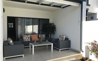 3 Bedroom Apartment in Somerset West Central