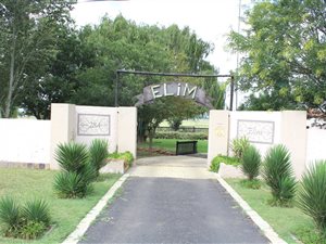 1.2 ha Farm with House in Wilgeboom