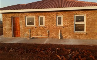 2 Bedroom House in Soweto Central