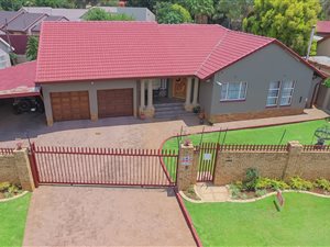 4 Bed House in Morganridge