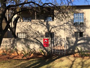 80 m² Office Space in Olympus AH