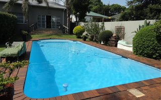 4 Bedroom House in Kensington