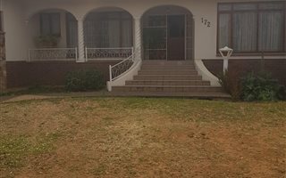 3 Bedroom House in Roosheuwel