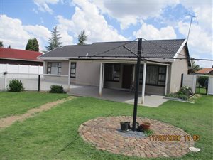 3 Bed House in Waldrift