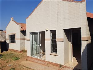 3 Bed Townhouse in Cashan