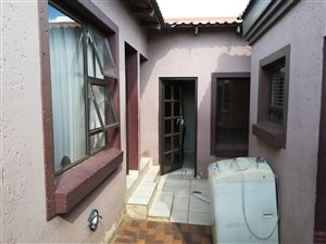1 Bed House in Meadowlands