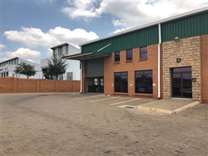 1174 m² Industrial space in Faerie Glen