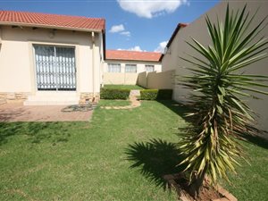 3 Bed Townhouse in Honeydew