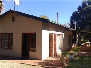 8.8 ha Farm in Bainsvlei