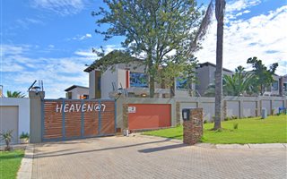 4 Bedroom Townhouse in Glen Marais