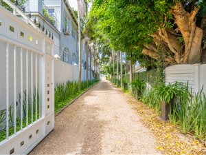3 Bed House in Morningside
