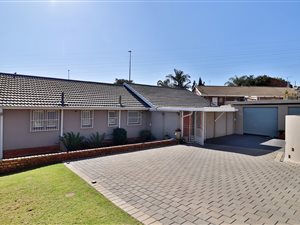 3 Bed House in Elarduspark