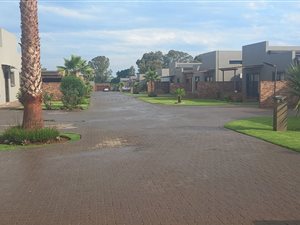 3 Bed Townhouse in Meyerton South