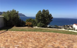 1 Bedroom Flat in Simons Town