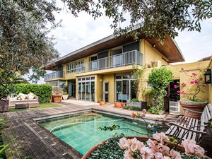3 Bed Townhouse in Morningside
