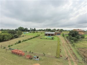 1 ha Farm in Mnandi AH