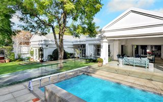 4 Bedroom Simplex in Atholl