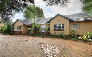 5 Bedroom House in Robin Hills