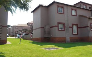3 Bedroom Apartment in Castleview