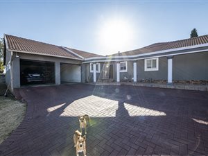 4 Bed House in Meredale