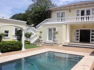 8 Bed House in Waterkloof