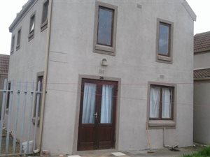 3 Bed House in Langa