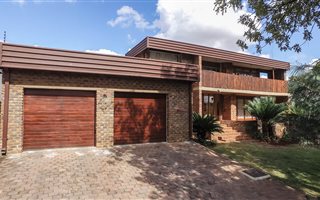 4 Bedroom House in Wonderboom