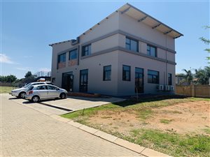 47 m² Commercial space in Silver Lakes