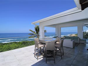 4 Bed House in Bazley Beach