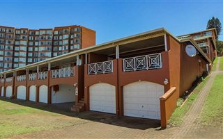 3 Bedroom Apartment in Scottburgh Central