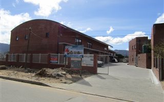 1675 m² Commercial space in Faerie Knowe
