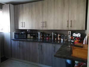 3 Bed Apartment in Algoa Park