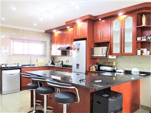 3 Bed Apartment in Lenasia