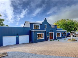 6 Bed House in Camphers Drift
