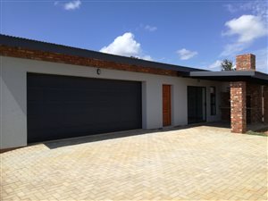 3 Bed House in Baillie Park