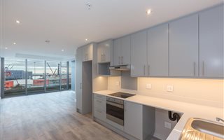 1 Bedroom Apartment in Foreshore