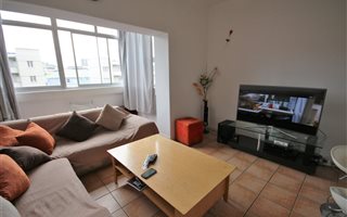 2 Bedroom Apartment in Zonnebloem