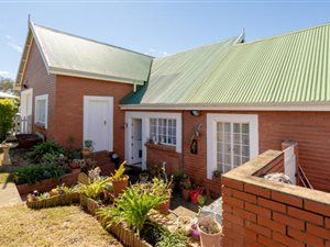3 Bed Simplex in Lincoln Meade