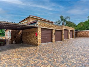 3 Bed Townhouse in Allens Nek