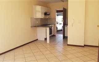 2 Bedroom Townhouse in Breaunanda