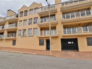 3 Bed Apartment in Mossel Bay Central