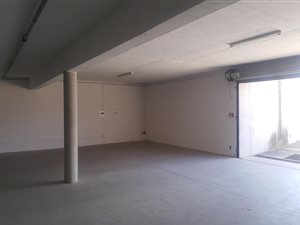 268 m² Industrial space in Riverside Park