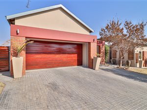 4 Bed House in Copperleaf